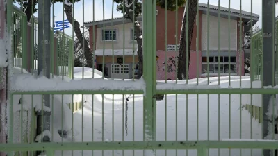 Κακοκαιρία Avgi: Σε ποιες περιοχές της Αττικής θα μείνουν κλειστά αύριο 30/1 τα σχολεία