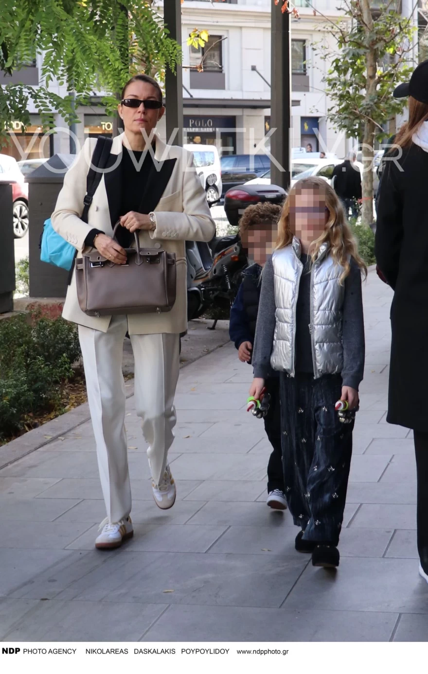 Βίκυ Καγιά παιδιά