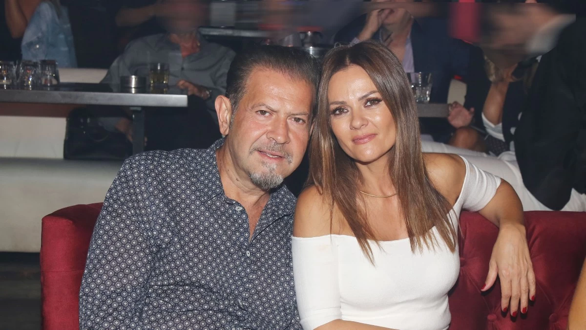 Χάρης Κωστόπουλος: ''Τσακίζει'' κόκκαλα η ανάρτηση των παιδιών & της συζύγου του - Η επίσημη αιτία θανάτου του τραγουδιστή