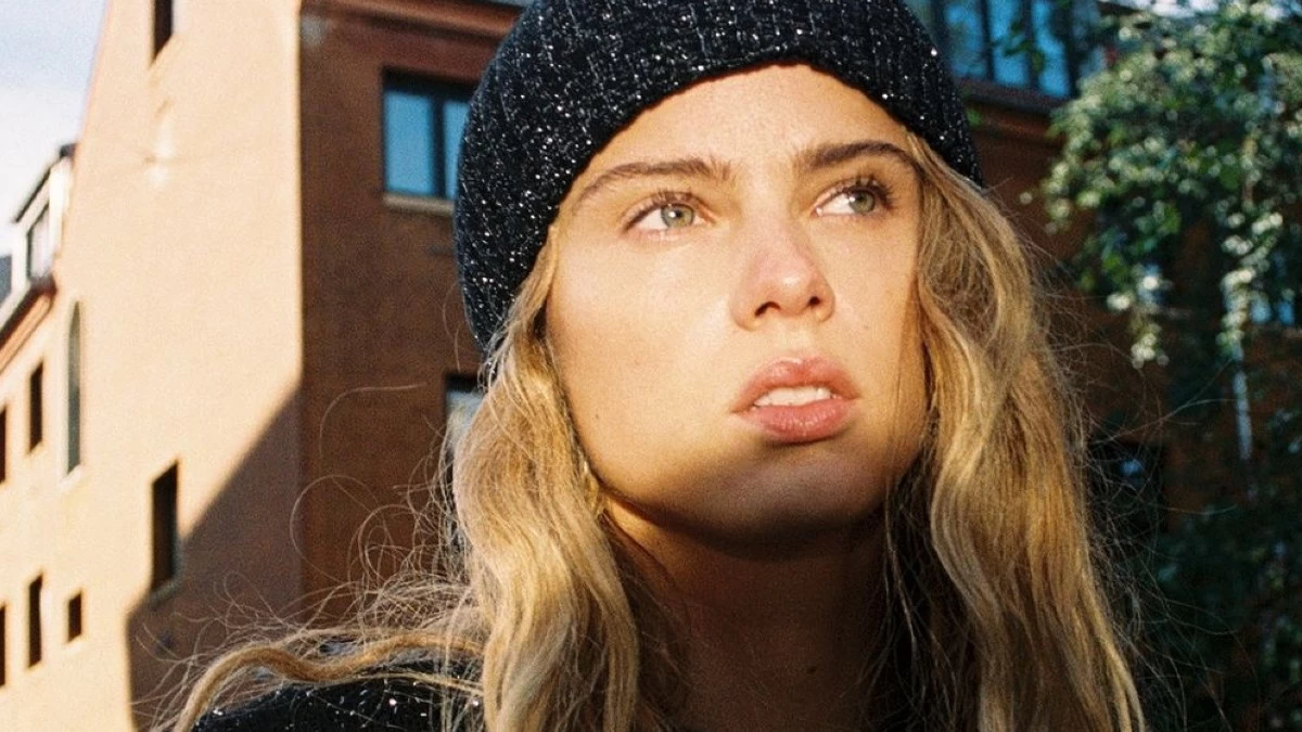 Αυτό το πανωφόρι από τα Zara θα δείξει όλα σου τα σύνολα ακριβά - Κοστίζει μόλις 12,99 ευρώ