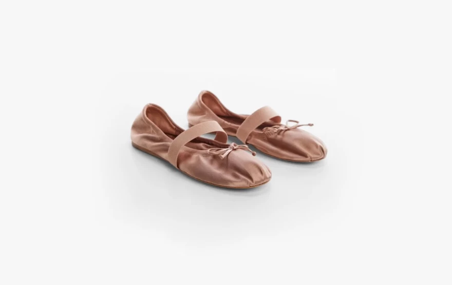 σατέν μπαλαρίνες