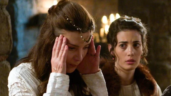 Η Μάγισσα (6/2): Μετά το θάνατο του κόβει τις φλέβες της μέσα στην κάμαρη της - Θρήνος στον πύργο των Λασκαραίων