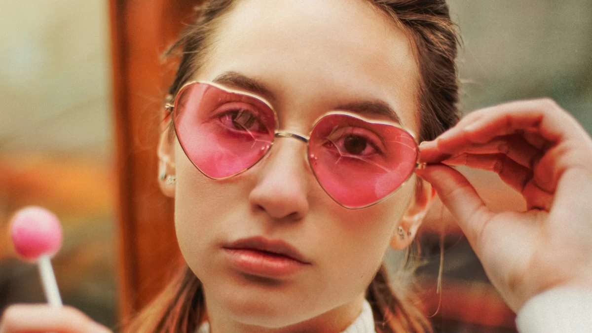 Άγιος Βαλεντίνος: Αυτά τα αξεσουάρ σε σχήμα καρδιάς σίγουρα θα τα χρειαστείς