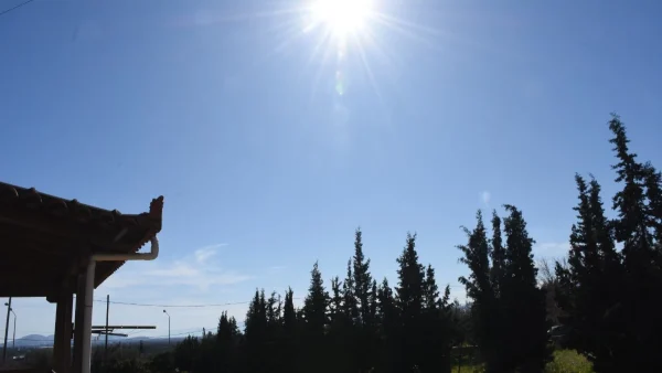 Καιρός: Τοπικές βροχές και νότιοι νοτιοιδυτικοί άνεμοι σήμερα 8/2 - Πέφτει η θερμοκρασία