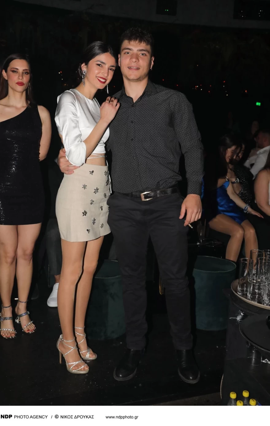 Ο Διονύσης Παπανδρέου με την Τζόλα σε νυχτερινή έξοδο