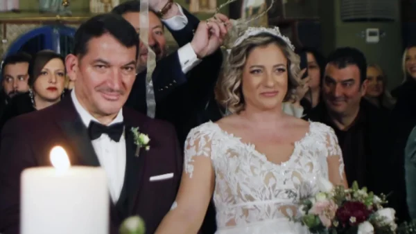 Πύρρος Δήμας: ''Έτριξαν'' τα πατώματα με το ζεϊμπέκικο στον γάμο του - Ανακοινώθηκε το φύλο του μωρού που περιμένει με την Αφροδίτη Σκαφίδα