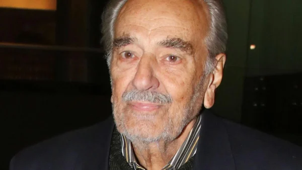 Δημήτρης Καλλιβωκάς: Εσπευσμένα στο νοσοκομείο ο αγαπημένος ηθοποιός - Τι συνέβη