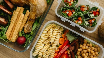 Φαγητό για το γραφείο: 5 λαχταριστές και χορταστικές συνταγές για όλα τα γούστα