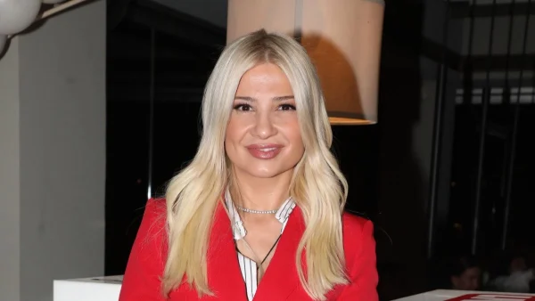 Φαίη Σκορδά: Ο άντρας στο πλευρό της μετά τον θάνατο του μπαμπά της