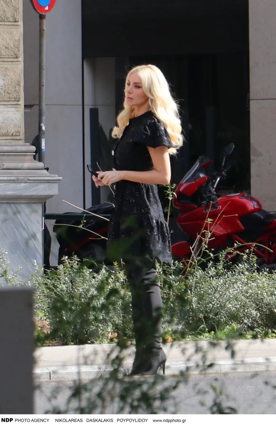 Κατερίνα Καινούργιου - Βόλτα