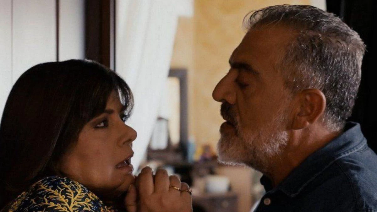 Η γη της ελιάς (9/2): Ο Δημοσθένης ζητά από την Ασπασία να μεγαλώσει τον νόθο γιο του αντί της ερωμένης του