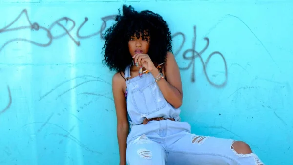 Κι όμως αυτά τα 6 micro-trends είναι τα μόνα που όλες οι fashionistas θα φοράνε το 2024