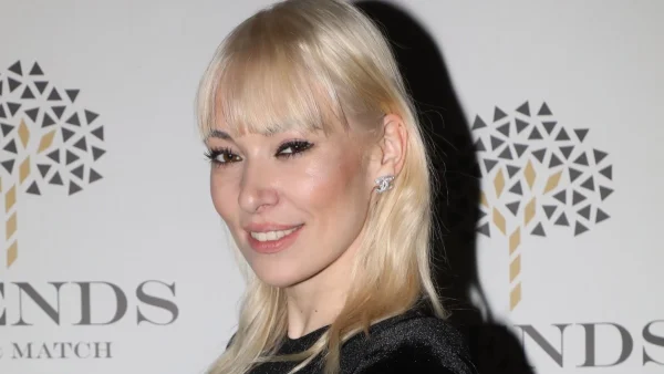 Θύμα άγριου ξυλοδαρμού η Μικαέλα Φωτιάδη - Σοκαριστικές φωτογραφίες με τα σημάδια στο πρόσωπο της