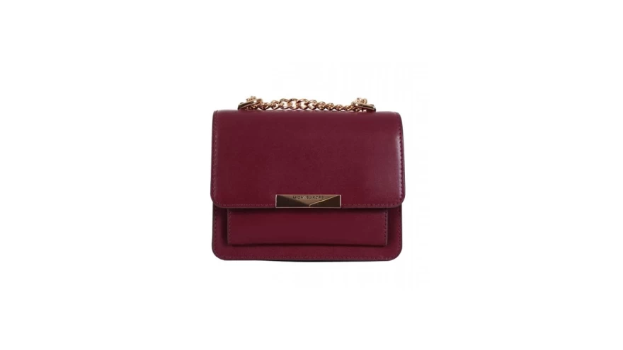 τσάντα με αλυσίδα