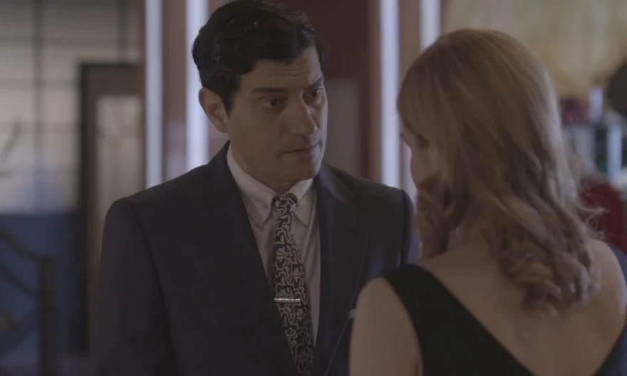 Ο παράδεισος των κυριών Αμαλία Ντίνος παράνομη σχέση