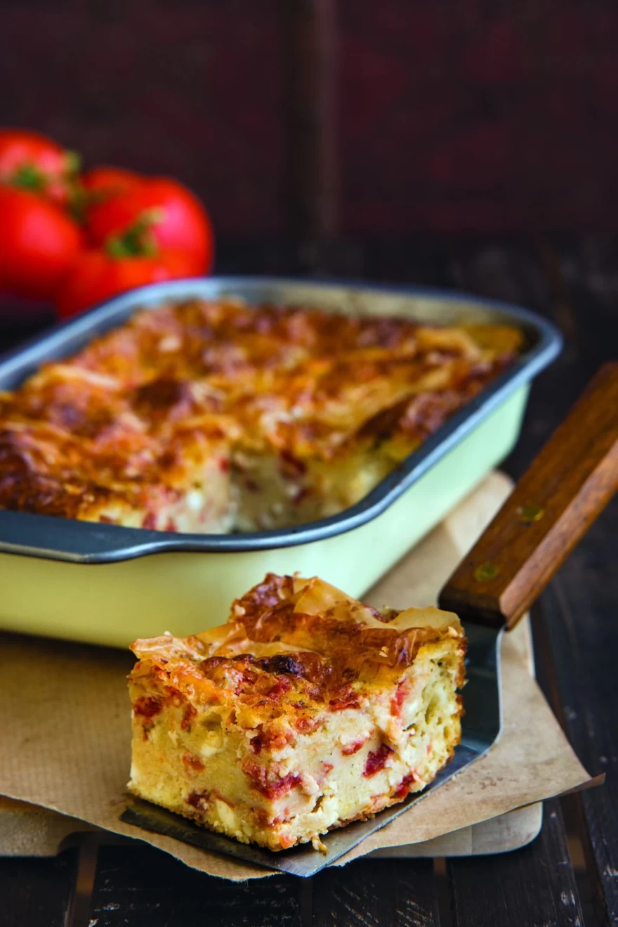 Η πατσαβουρόπιτα με φέτα και ντομάτα