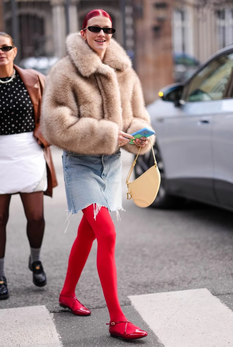 κόκκινα γοβάκια