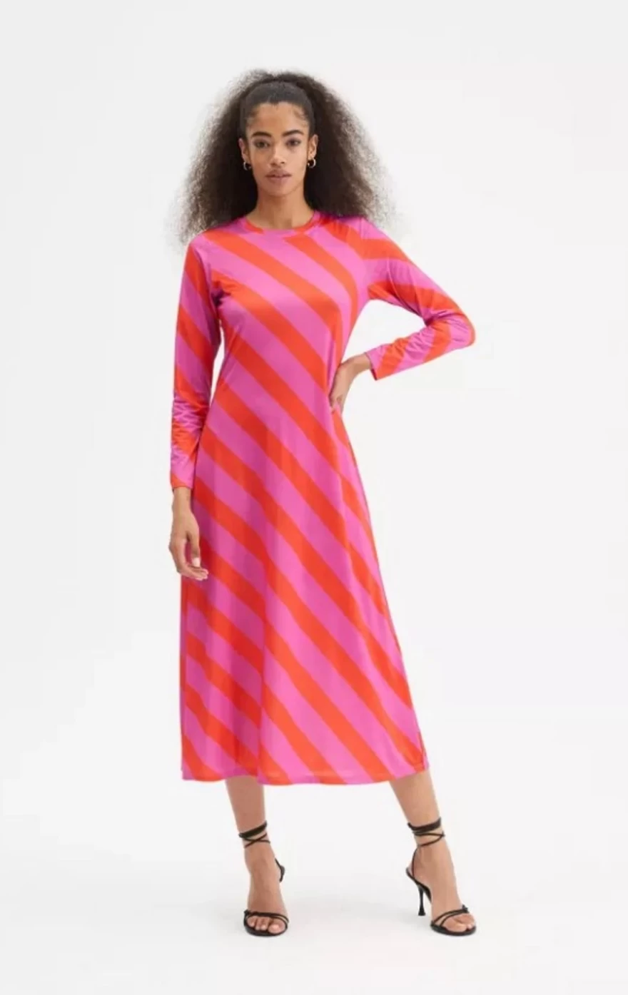 ριγέ δίχρωμο φόρεμα