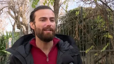 Rob James Seymour: «Στην μπλε ομάδα γίνεται χαμός! Η Χρύσα...» - Έξαλλος στην κάμερα μετά την αποχώρησή του από το Survivor