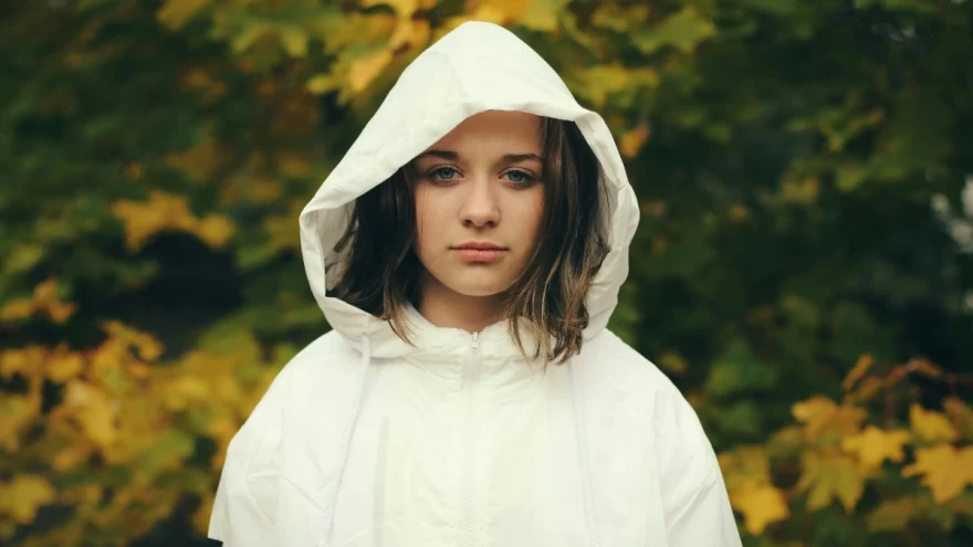 έφηβη κοπέλα