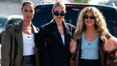 Λευκό T-shirt: Ο μοδάτος τρόπος που όλες θα το φοράνε το 2024