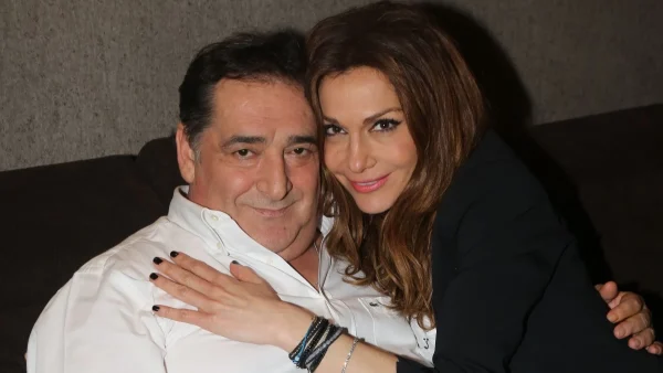 Δέσποινα Βανδή: «Θα ζοριστώ, αλλά θα το διαχειριστώ!» - Η έντονη δυσκολία της στις πρώτες δηλώσεις για τον θάνατο του Καρρά