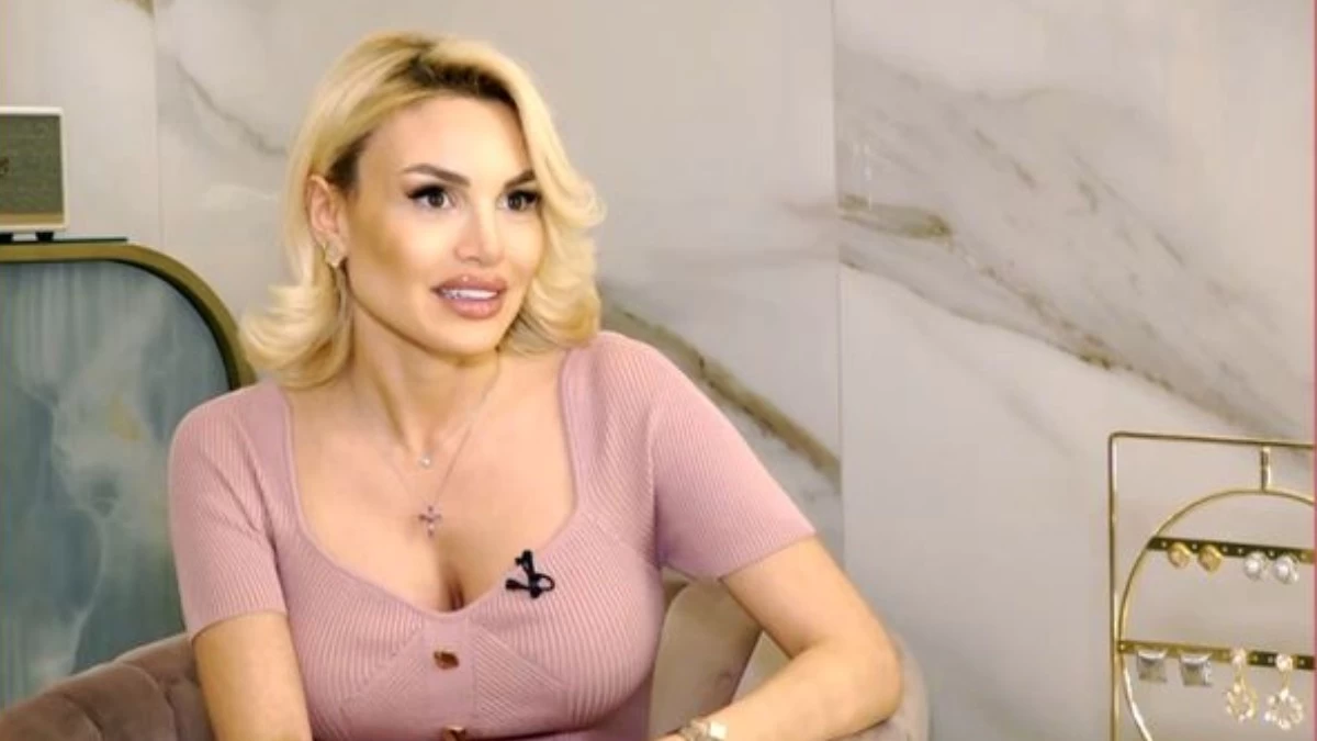 Αλεξάνδρα Παναγιώταρου: «Μία κοπέλα μου έγραψε "πώς γίνεται να θες να γίνεις μητέρα και να έχεις κάνει πλαστικές"»