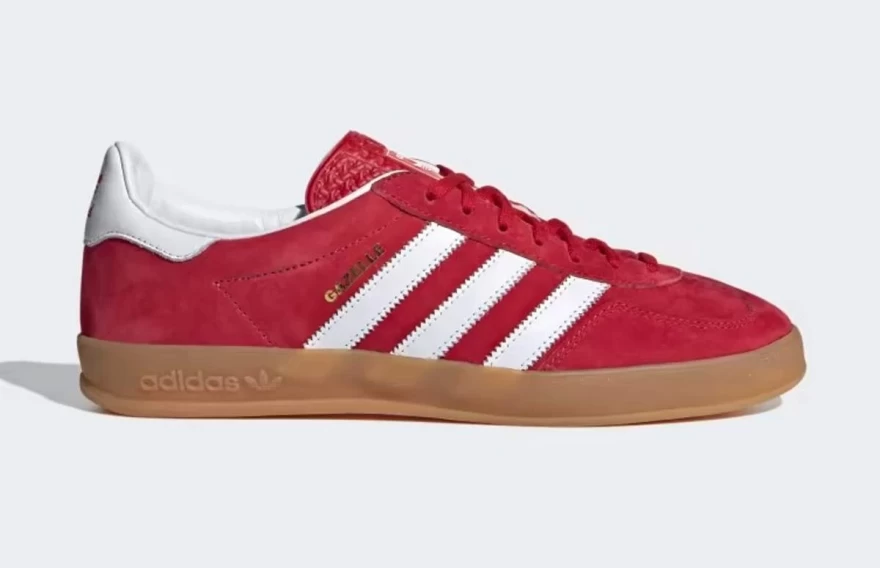 κόκκινα αθλητικά