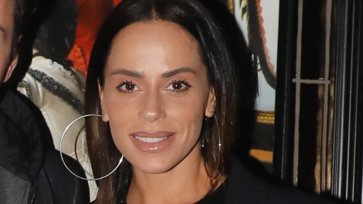 Μαρία Αντωνά: Με ''καυτό'' τζιν σορτσάκι και καουμπόικες μπότες - Το ιδιαίτερο look στην πρώτη δημόσια εμφάνιση μετά το Survivor