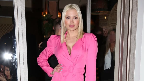 Αλεξάνδρα Παναγιώταρου: «Το μυαλό σου είναι λίγο πλυντήριο, το έχεις καταλάβει έτσι;» - Η αιχμηρή απάντηση της σε αρνητικό σχόλιο που δέχτηκε