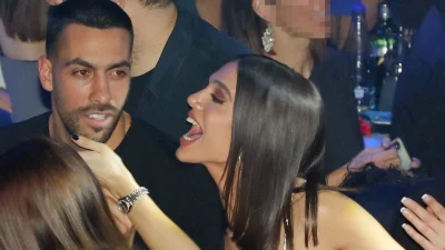 Μελίνα Νικολαΐδη: Τα τρυφερά τετ α τετ με τον Αλέξανδρο Πολυχρονιάδη στα μπουζούκια - Του τραγουδούσε στο αυτί και του χόρευε