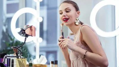 10 μυστικά ομορφιάς για τέλειο μακιγιάζ που όλες οι γυναίκες μετά τα 40 πρέπει να ξέρουν!