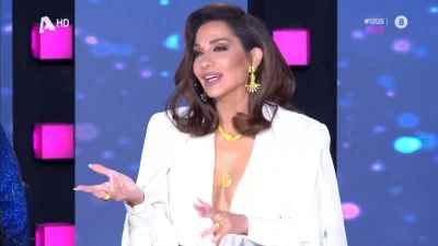 Δέσποινα Βανδή: Με τον γιατρό της πίσω από τις κάμερες του J2US - Τι συνέβη με την υγειά της