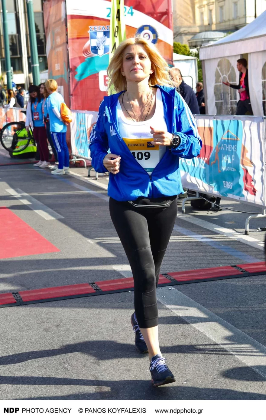 Έλενα Ράπτη