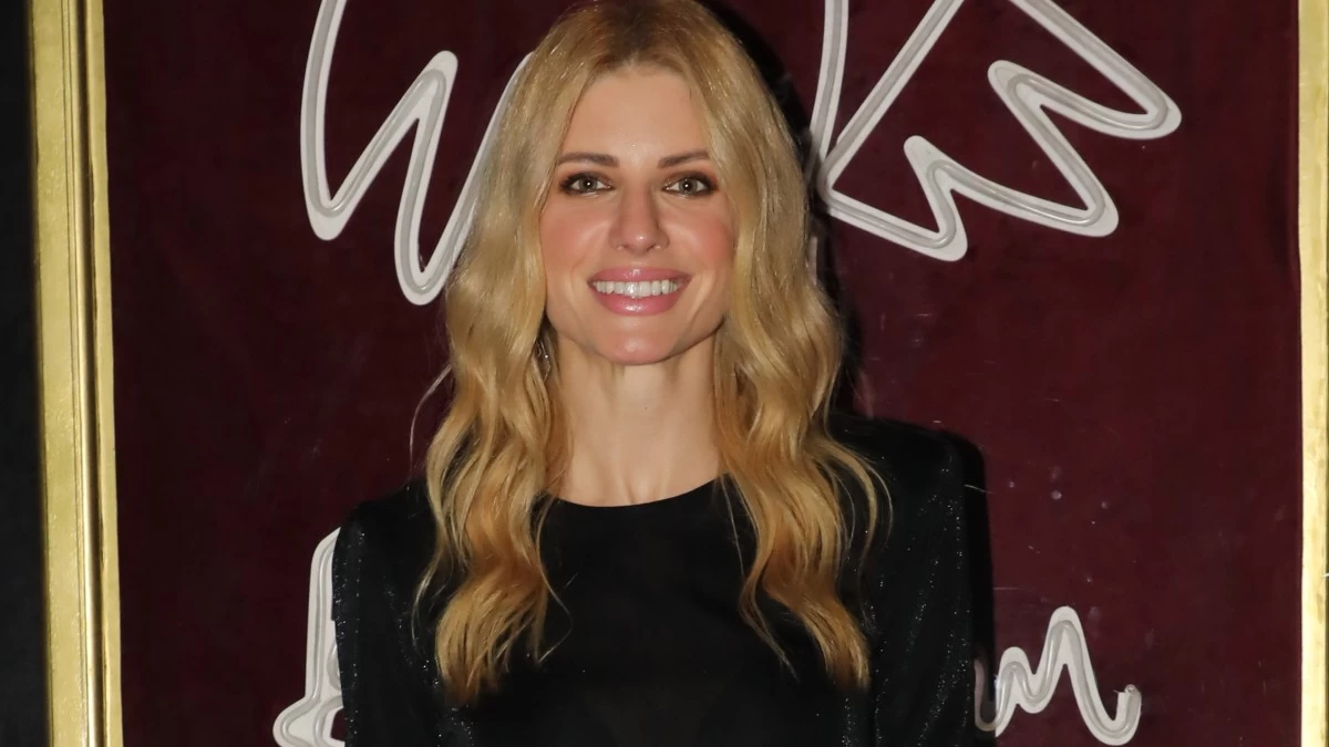 Ευαγγελία Αραβανή - Αποκλειστικό: Μόλις γέννησε το πρώτο της παιδί!