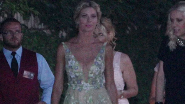 Ευαγγελία Αραβανή: Παντρεύτηκε μυστικά με τον επιχειρηματία σύντροφό της λίγο πριν γίνουν γονείς