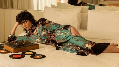 Ψάχνεις τα top επώνυμα ρούχα και αξεσουάρ της άνοιξης; Στη Favela θα ανακαλύψεις όλες τις τάσεις της νέας σεζόν