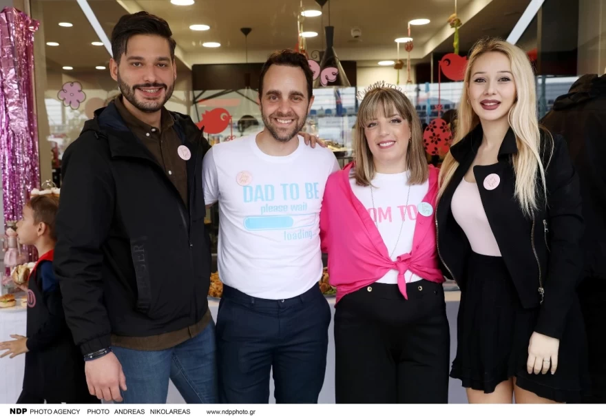 Φοίβος Παπαδάκης κουμπάρος στον Μαντικό