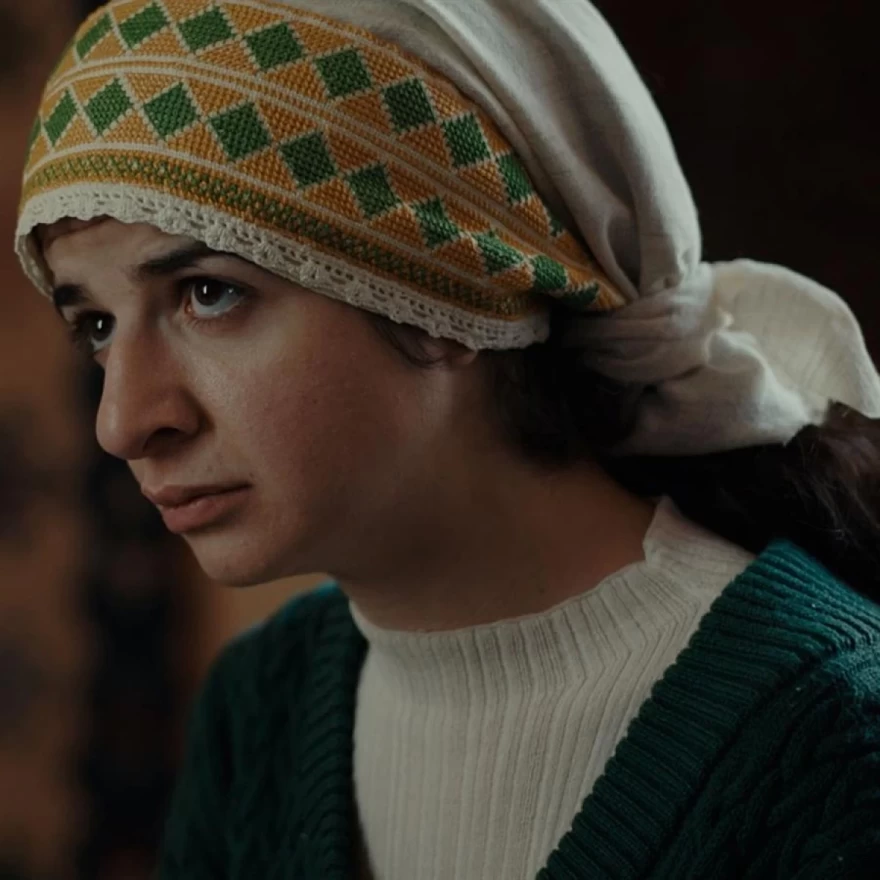 Ψυχοκόρες: Βάφει τα χέρια της με αίμα - Τον σπρώχνει επίτηδες από το άλογο και πεθαίνει ακαριαία 