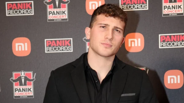 J2US (16/3): «Θέλω να σας πω ότι...» - Η ανακοίνωση του Νίκου Κοκλώνη για τον Γιάννη Ξανθόπουλο και την Δώρα Παντέλη