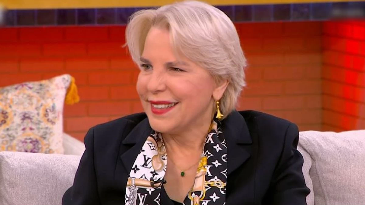 Λιλή Περγαντά: «Έβαφα τα νύχια στις φίλες μου, και τους χρέωνα παραπάνω για να χτίσω κεφάλαιο!»