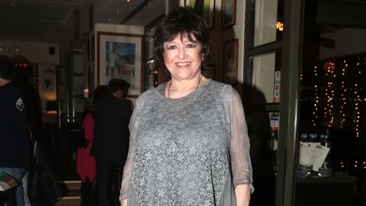 Μάρθα Καραγιάννη: Αυτό είναι το ιδιόχειρο σημείωμα για την αποτέφρωσή της - Πως είναι σήμερα το σπίτι της ηθοποιού