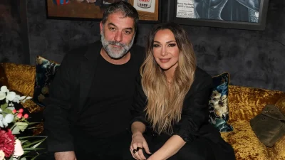 Δέσποινα Βανδή: Ρομαντικό ταξίδι με τον Βασίλη Μπισμπίκη στη Ρώμη - Η τρυφερή φωτογραφία στην αγκαλιά του