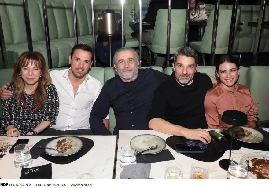 Πέτρος Λαγούτης - Μάρθα Λαμπίρη Φεντόρουφ - Έξοδος