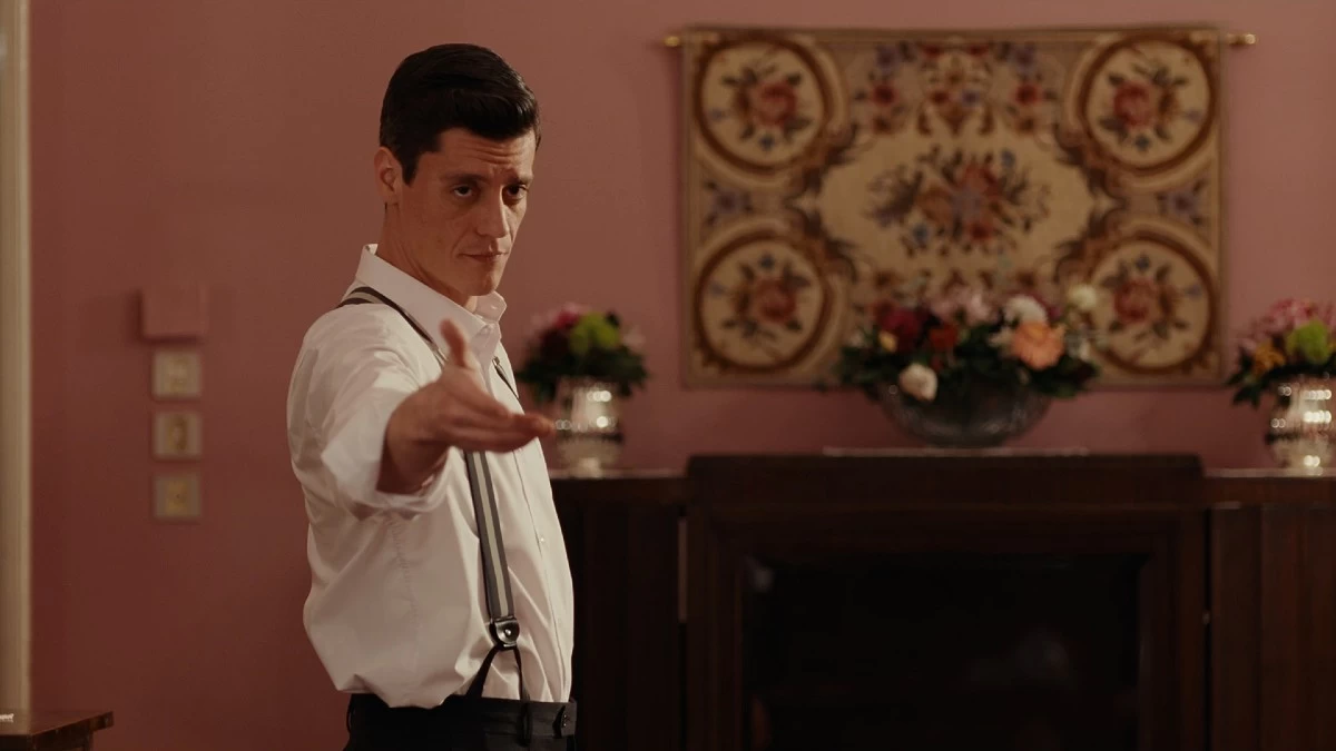 Ψυχοκόρες: Σούπερ αποκλειστικό - Ο Τάσος κλέβει την Δεσποινιώ και την βγάζει στο κλαρί