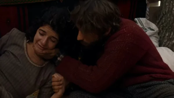 Ψυχοκόρες: «Δεν υπάρχει μεγαλύτερος διάολος από αυτήν» - Η Όλγα σε κίνδυνο! Μπουρλότο στην καλύβα που βρίσκεται η Φρόσω