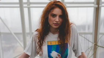 Έχεις κόκκινα μαλλιά; Με αυτήν την τεχνική θα τονίσεις το χρώμα τους & θα τα κάνεις να δείχνουν πιο εντυπωσιακά!