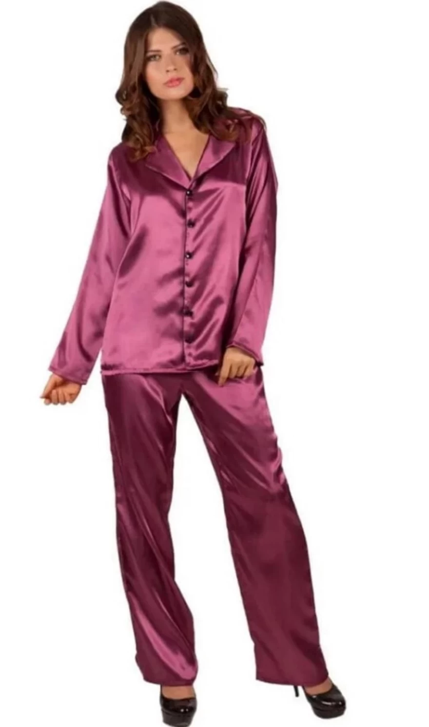 σατέν πιτζάμα
