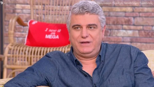 Βλαδίμηρος Κυριακίδης: «Το καλύτερο κομπλιμέντο που έχω δεχτεί είναι...» - Τα τρυφερά λόγια για την σύζυγό του και η επιτυχία της "Μουρμούρας"