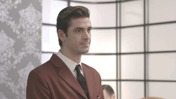 Ο παράδεισος των κυριών (25/4): «Ο γιος σου είναι ζωντανός και ξέρω ποιος είναι» - Το τηλεφώνημα στον πραγματικό πατέρα του Σίμου